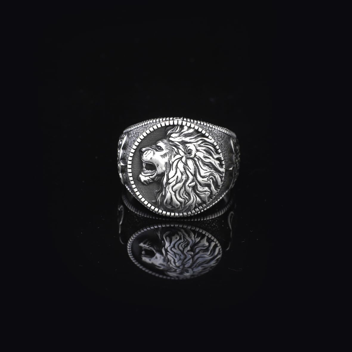 Men's Handmade Lion Signet Ring - Biker Jewelry in 925 Sterling Silver