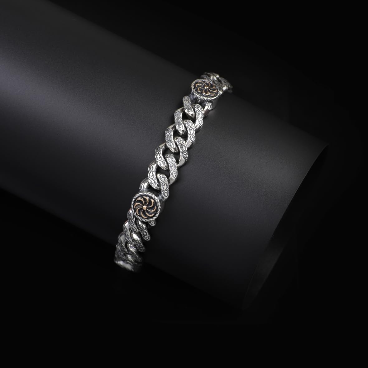 Handmade Gothic Vintage Pattern Mens Bracelet - Made to Order 925 Sterling Silver Personalized Chain Bracelet with Hand-Engraved Detail and Silver Polishing Cloth Gift