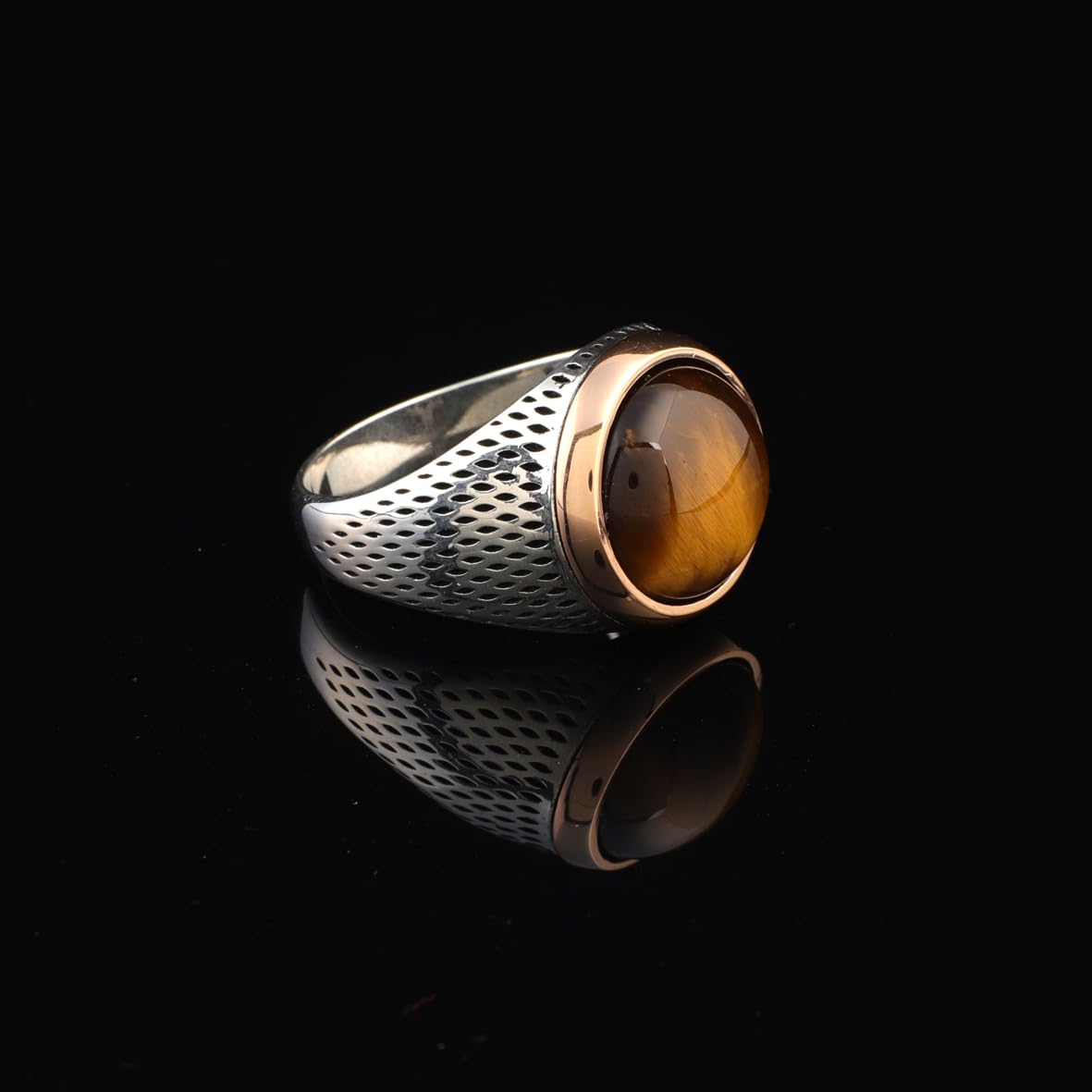 Men’s Tiger Eye Pinky Ring