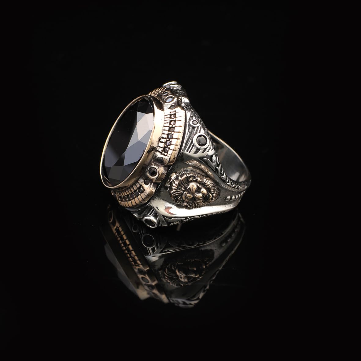 Men’s Lion Ring with Onyx Gemstone – Handmade Vintage Sterling Silver Animal Ring – Custom Engraved Engagement Signet Ring – Gift Silver Polishing Cloth Included