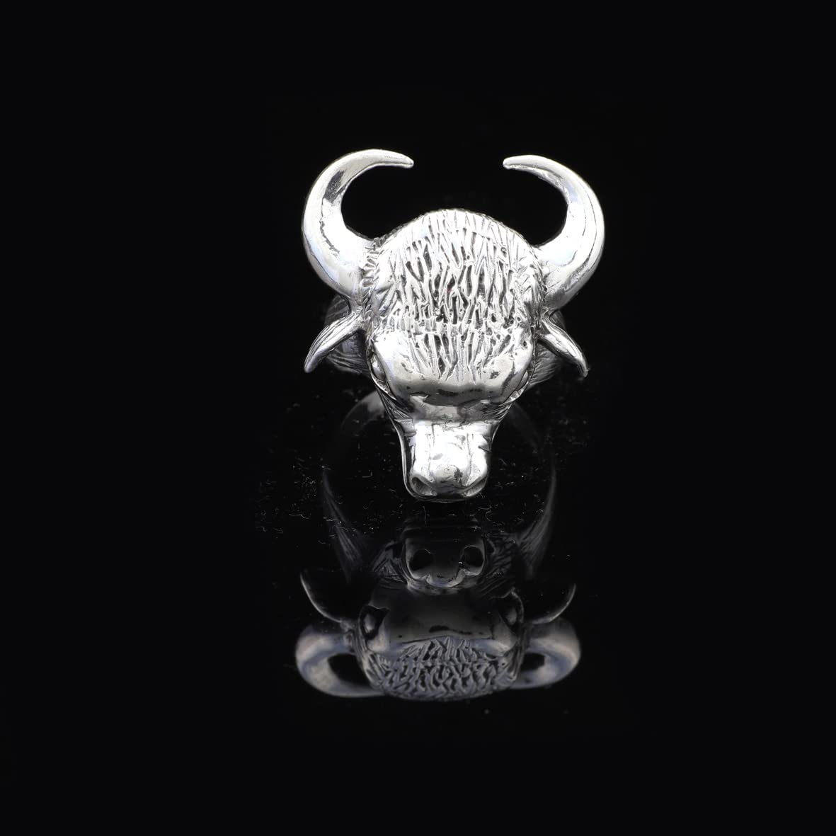 925K Sterling Silver Bull Ring