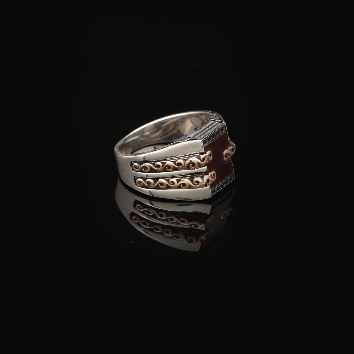 Handmade Carnelian Signet Ring for Men – Vintage Pinky Ring with Embroidered Design