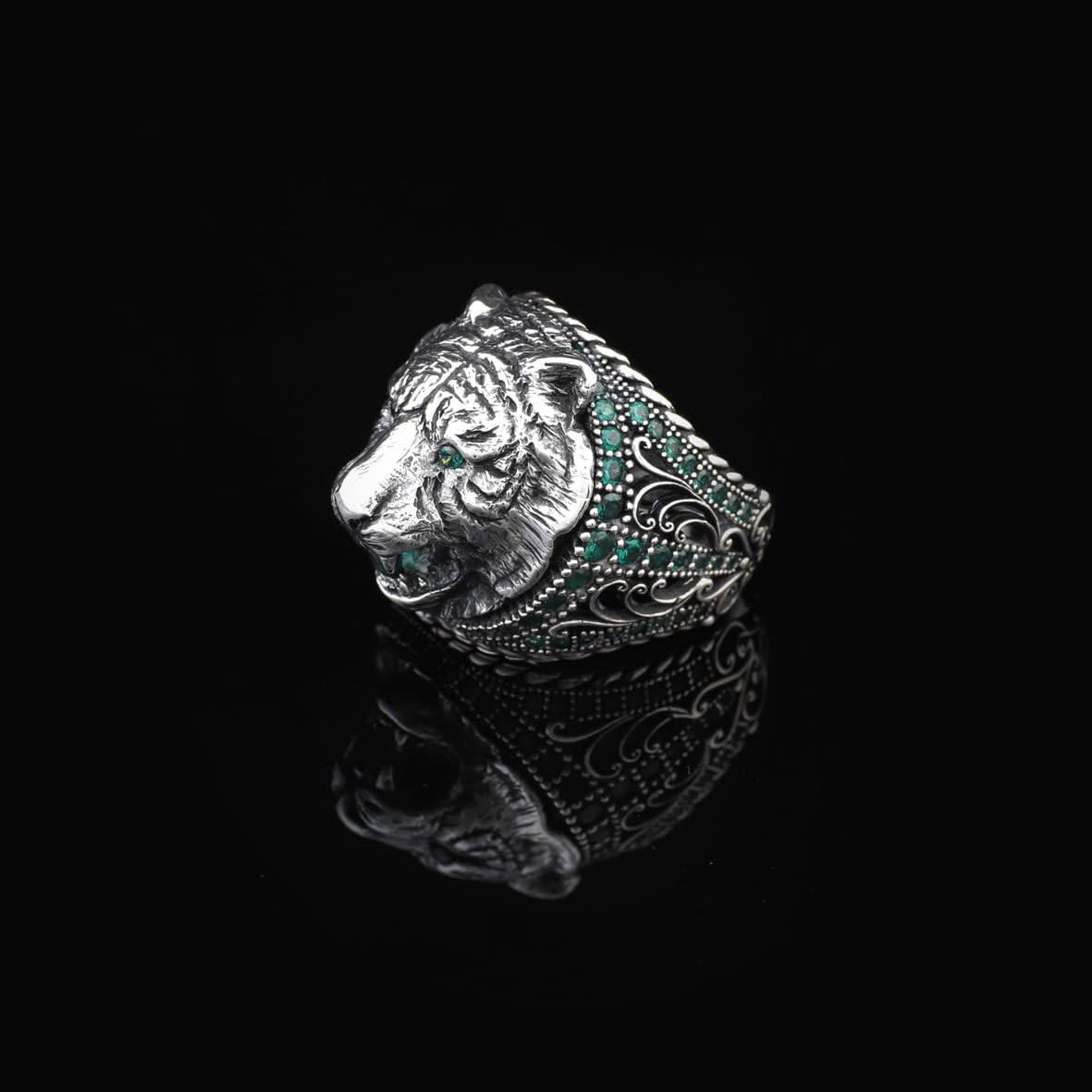 Handmade 3D Tiger Ring in 925 Sterling Silver with Jade Gemstone - Men's Animal Jewelry