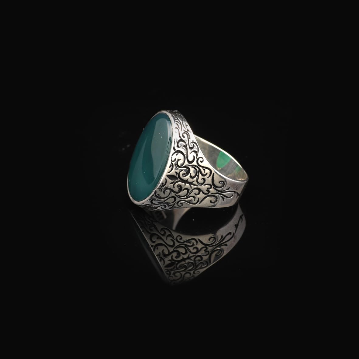 Vintage Jade Ring for Men – Oval Stone