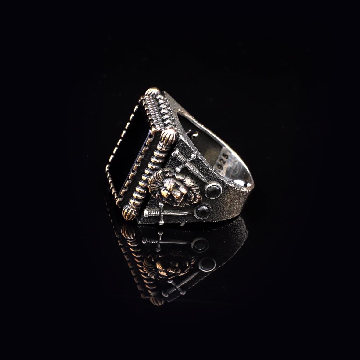 Vintage Lion Signet Onyx Ring with Sword Detail – Handmade Gemstone Sterling Silver Ring for Men