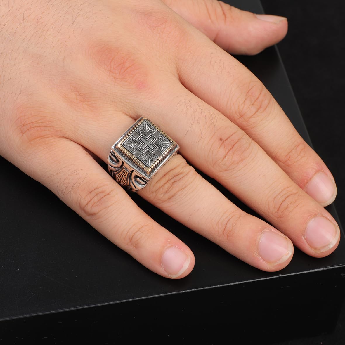Men's 925 Sterling Silver Cross Signet Ring - Christian Vintage Statement Ring - Polished Handmade Engagement Ring with Custom Engraving - Silver Polishing Cloth Gift Included