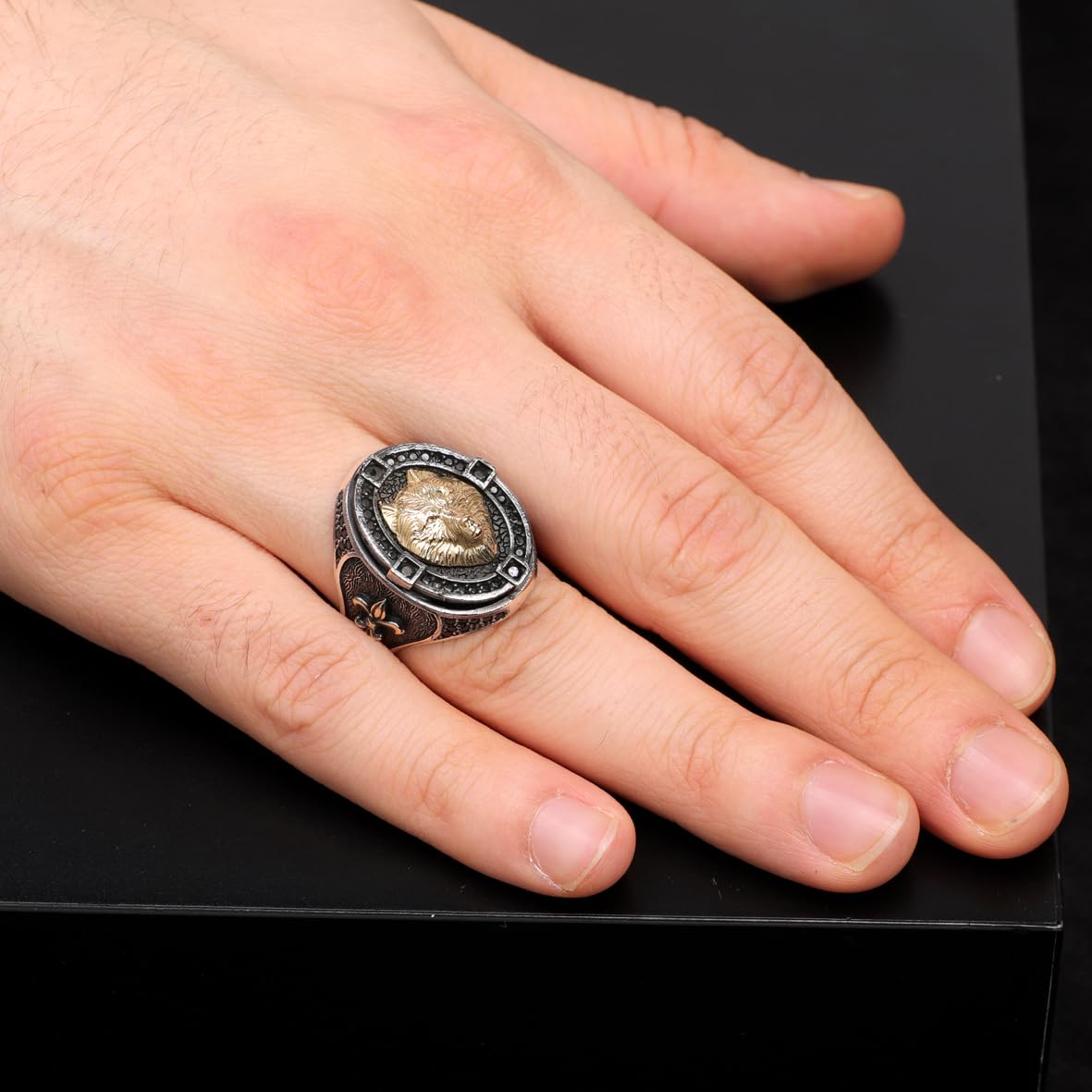 925 Sterling Silver Wolf Ring for Men - Men's Wolf Ring - 925 Sterling Silver Jewelry for a Bold Statement - Birthday Gifts