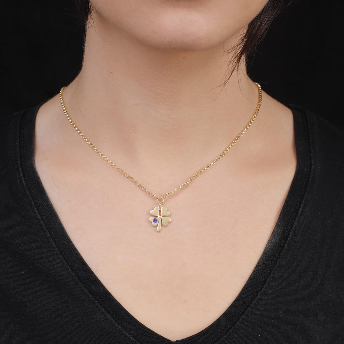 Sterling Silver Four Leaf Clover Necklace for Women - Cute Four Leaf Clover Necklace in Gold Jewelry - Gold Chain and Aesthetic Jewelry - Birthday Gifts for Women
