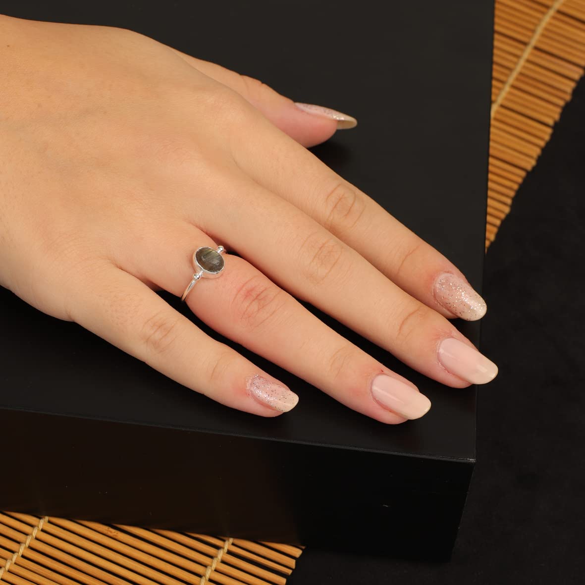 Jewellery Pit Adjustable Labradorite and Rose Gemstone Ring - Handcrafted Statement Ring for Women - Women's Middle Finger Labradorite and Rose Ring