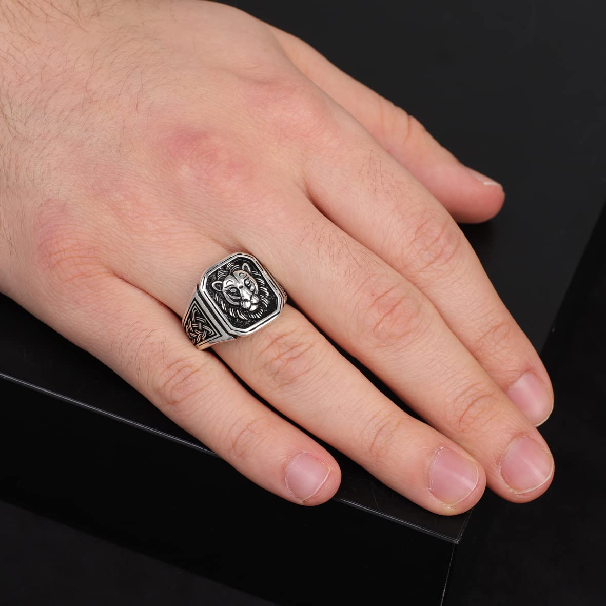 925K Sterling Silver Lion Ring