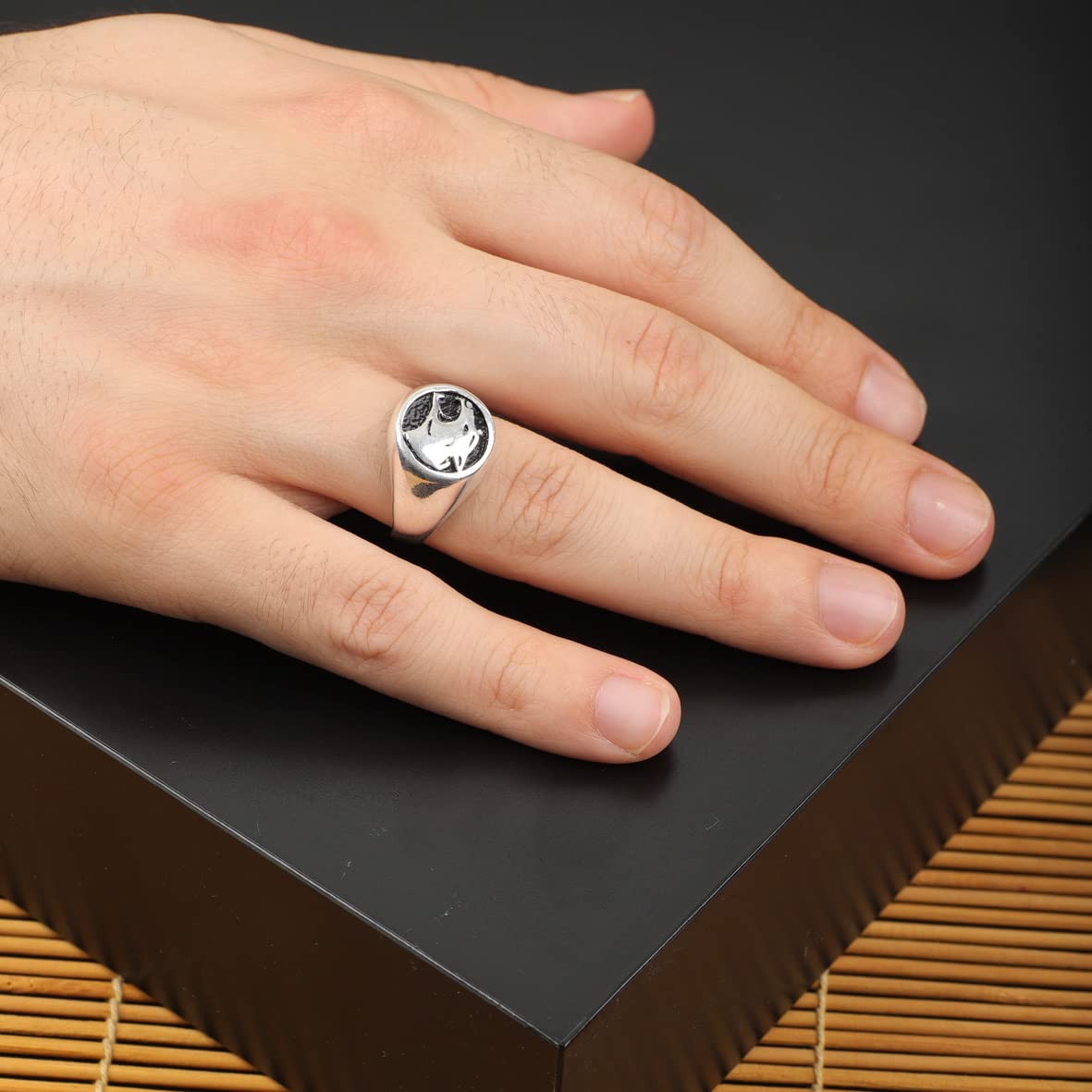 925K Sterling Silver Wolf Ring