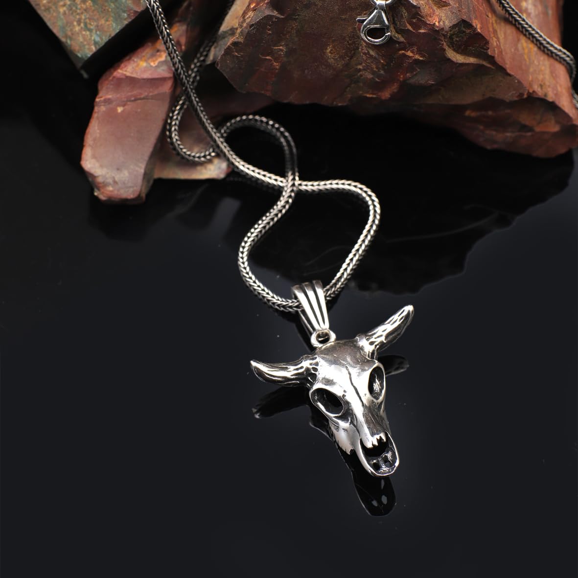 Futuristic Goat Necklace in Silver