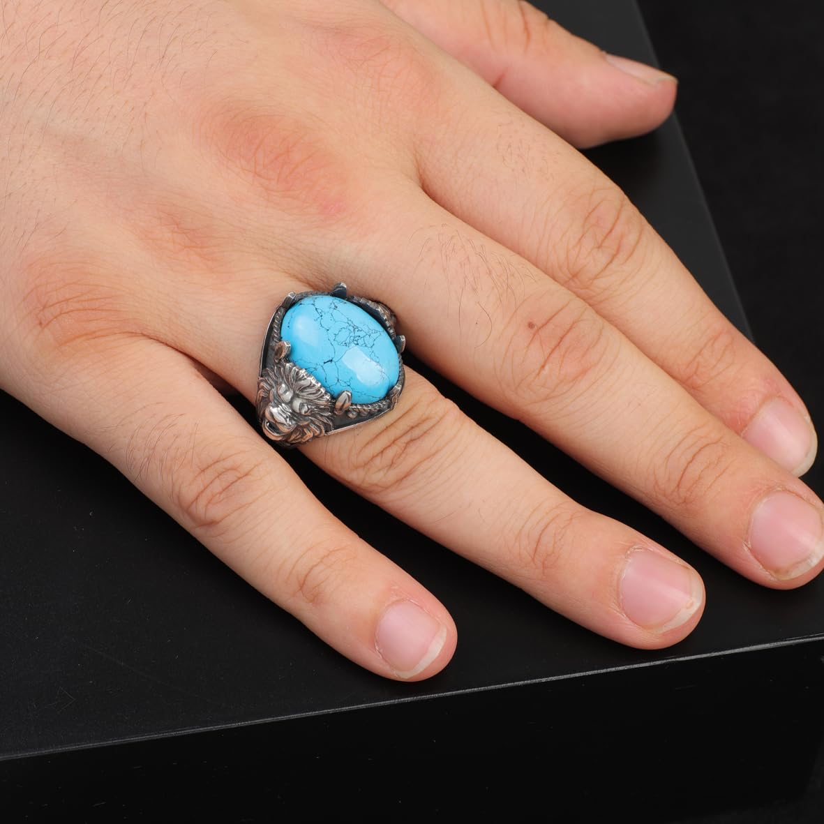 Men's Genuine Turquoise Lion Signet Ring - Vintage 925 Sterling Silver Oval Gemstone Statement Ring - Handmade Polished Engagement Ring with Custom Engraving