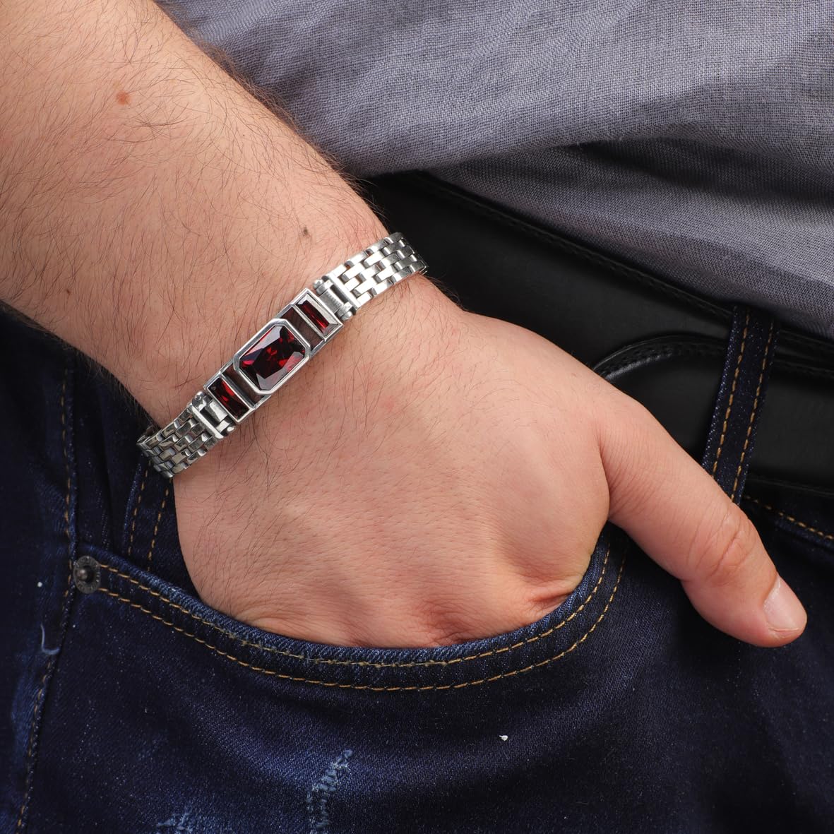 Handmade Garnet Bracelet for Men – Gothic Vintage Chain Bracelet in Sterling Silver – Made to Order