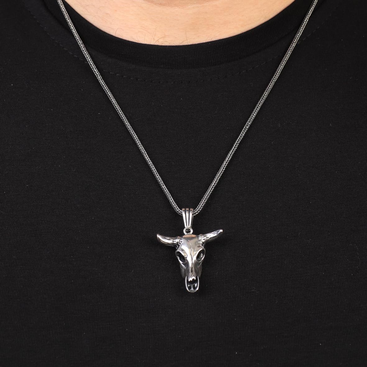 Futuristic Goat Necklace in Silver
