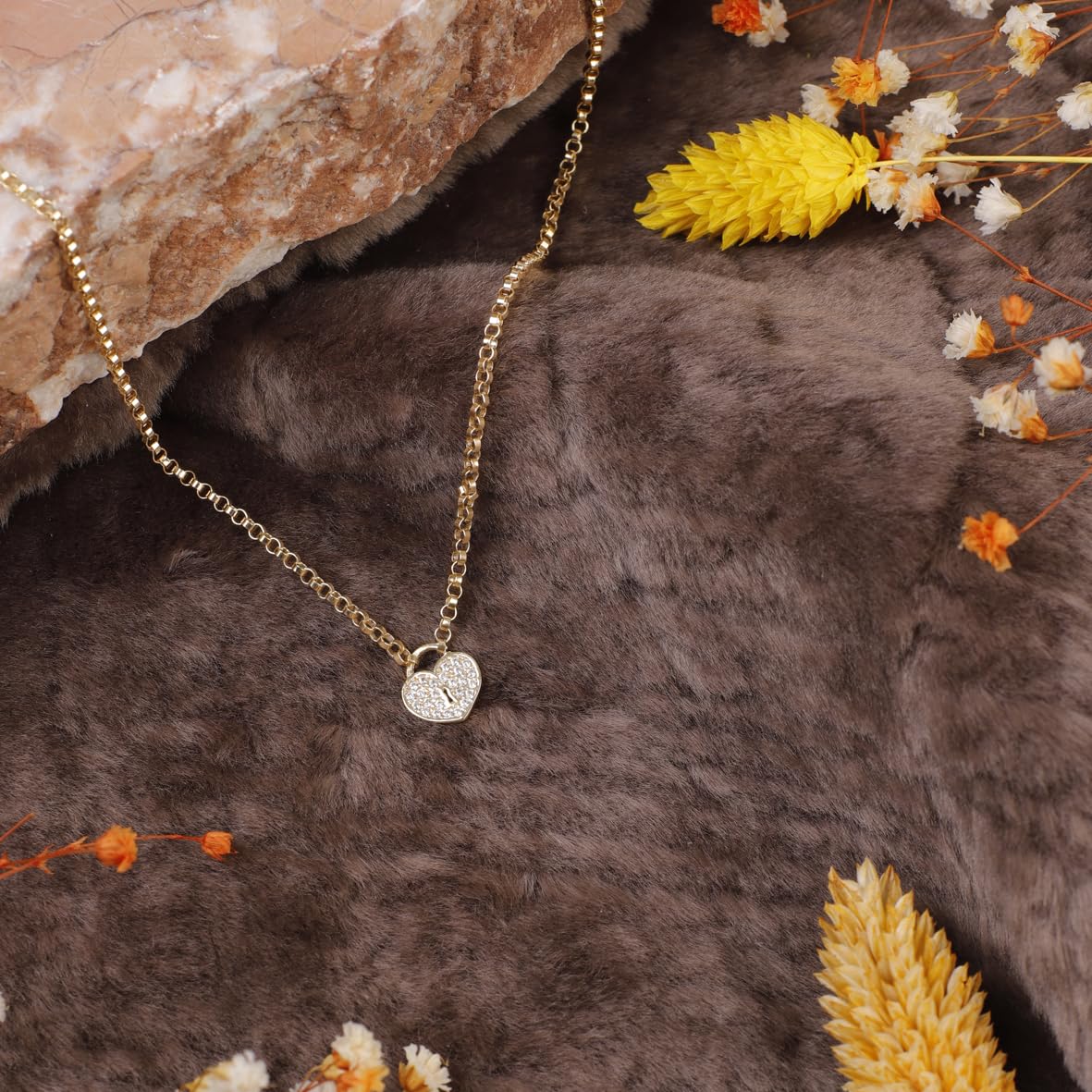 Sterling Silver Heart Necklace and Lock - Cute Heart Necklace and Lock in Gold Jewelry - Gold Plated Heart Necklace Aesthetic Charm - Aesthetic Gold Plated Heart and Lock Necklace