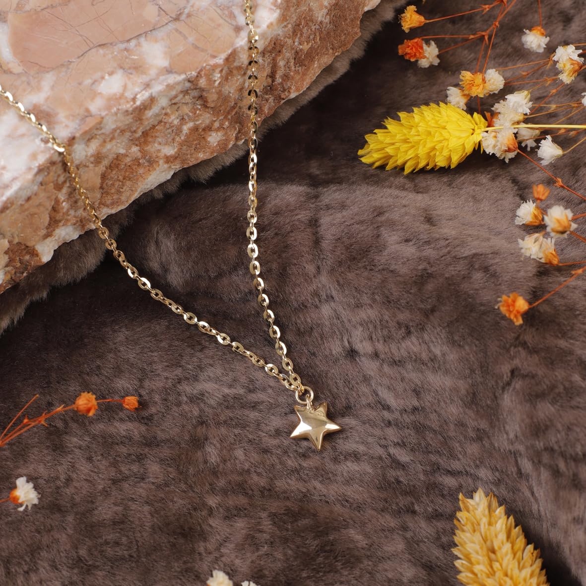 Golden Star Necklace - Gold Plated & Sterling Silver Necklace - Cute Necklaces with Aesthetic Charm - Dainty Gold Necklace for Women - Birthday Gifts for Women